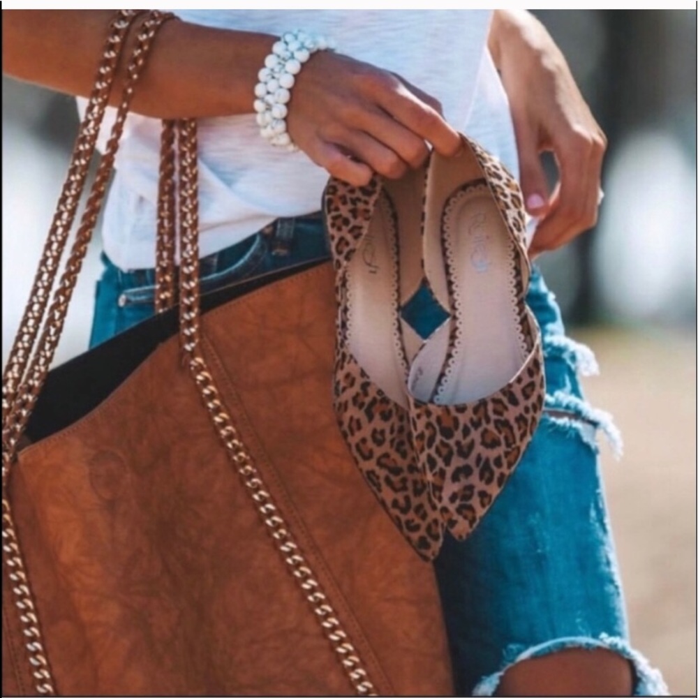 Leopard print flats